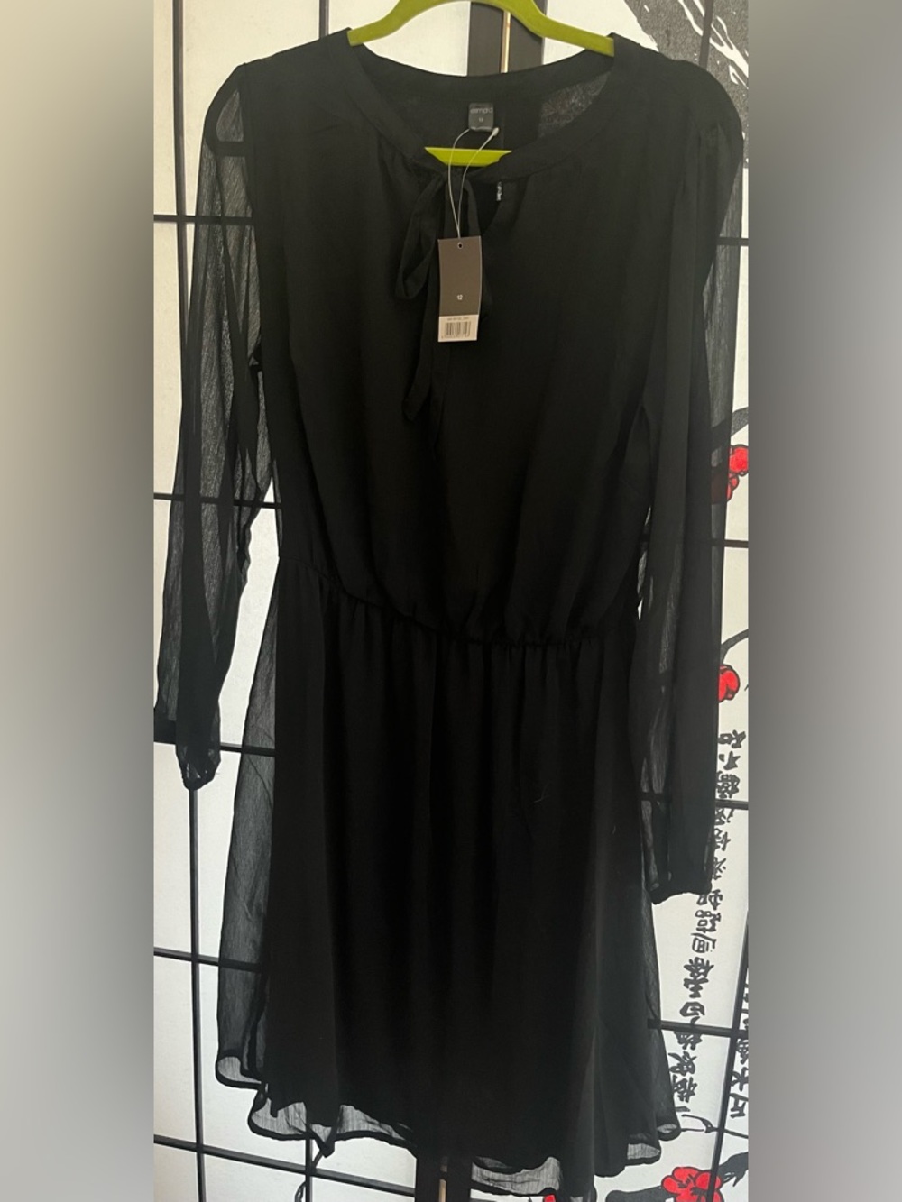 Chiffon Tie-Neck Long Sleeve Black Dress